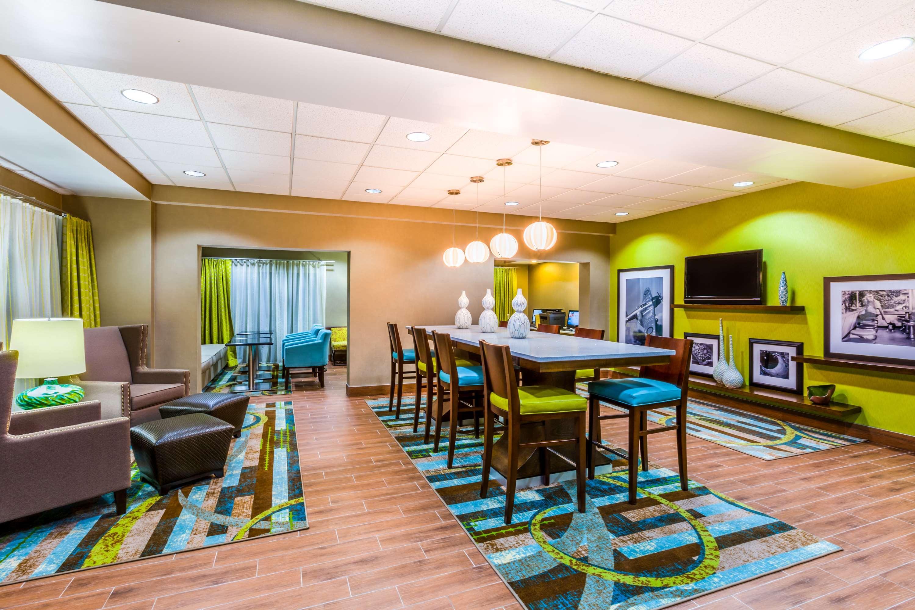 Hampton Inn Huntsville-Arsenal/South Parkway Екстериор снимка