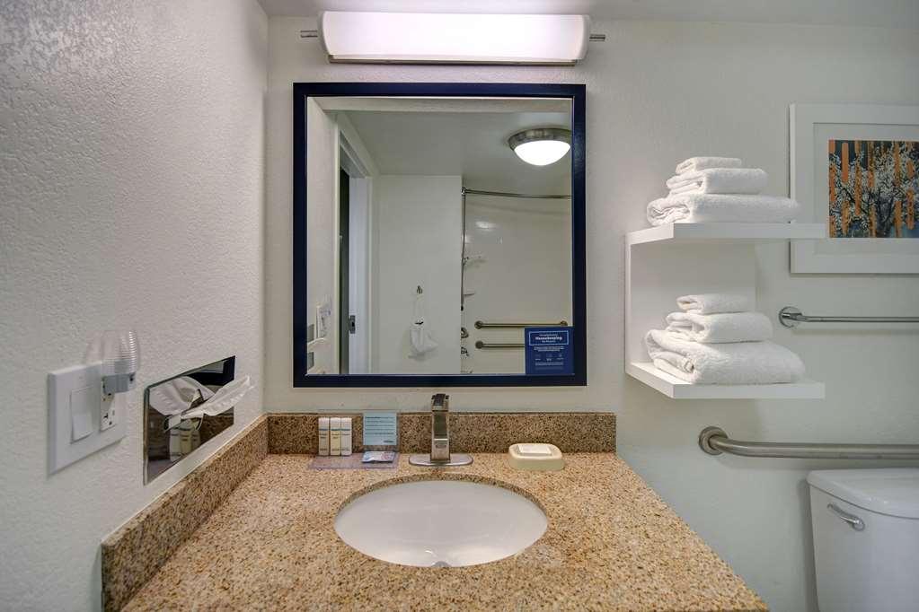 Hampton Inn Huntsville-Arsenal/South Parkway Екстериор снимка